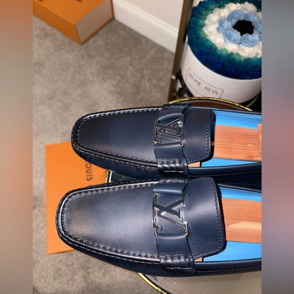 Louis Vuitton Men's Navy Slip-On Monte Carlo moccasin NWT - Picture 3 of 13